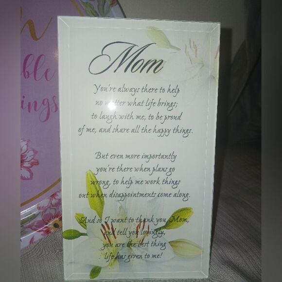 Mom MUG, Plate, Personalized Mom Frame Decor & MOM Keychain Mothers Day Bundle - Picture 5 of 7